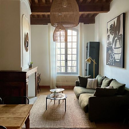 La Boheme Place Aux Herbes Юзес Экстерьер фото